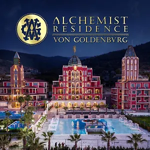 Alchemist Von Goldenburg מלון